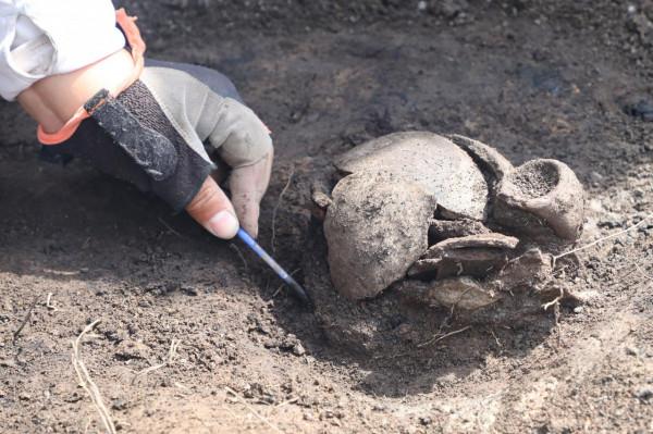 1993年,陝西古寺現神秘地宮,棺材懸空佛塔鎮壓,墓主疑似明皇子 1993年,陝西古寺現神秘地宮,棺材懸空佛塔鎮壓,墓主疑似明皇子