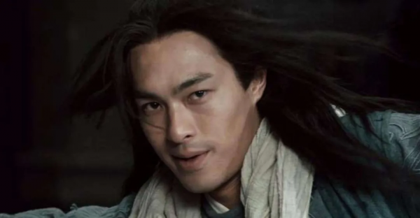 1天15億的春節檔，為什麼養不起這群最拼命的演員？