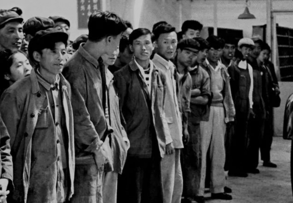 犧牲時懷孕8個月,女烈士低聲求劊子手:請對我的頭開槍別打肚子 犧牲時懷孕8個月,女烈士低聲求劊子手:請對我的頭開槍別打肚子