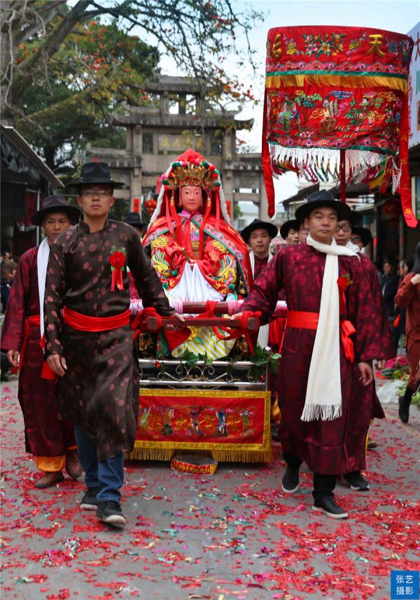 回顧往年潮汕傳統習俗營老爺，帶著神明遊鄉村，盛大場面你見過嗎