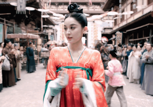 一個比一個浮誇，回看2021年的雷人演技，你們還是找個廠上班吧