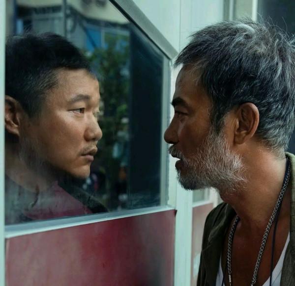 預售破9000萬，想看人數破百萬，賈玲的新電影“嚇跑”兩部大片