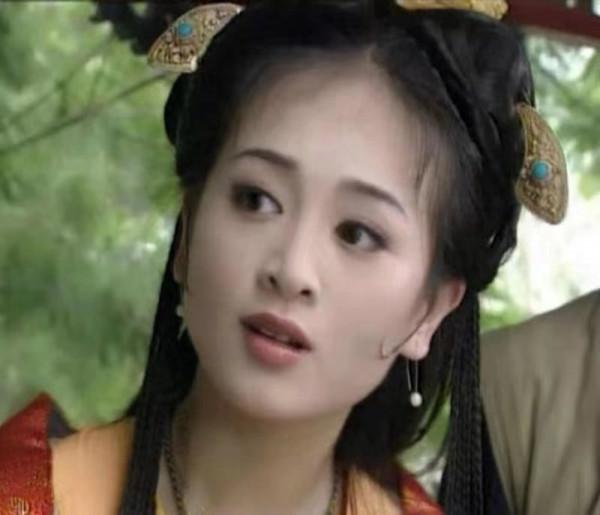 演不了大家閨秀就別演了,這8位美人告訴你,什麼叫儀態大方 演不了大家閨秀就別演了,這8位美人告訴你,什麼叫儀態大方