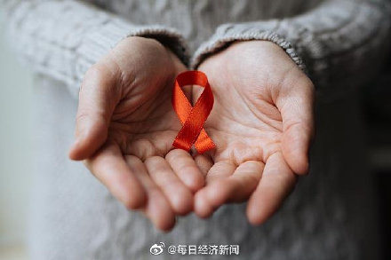 艾滋病新藥艾諾韋林片納入醫保 治療成人HIV-1感染初治患者