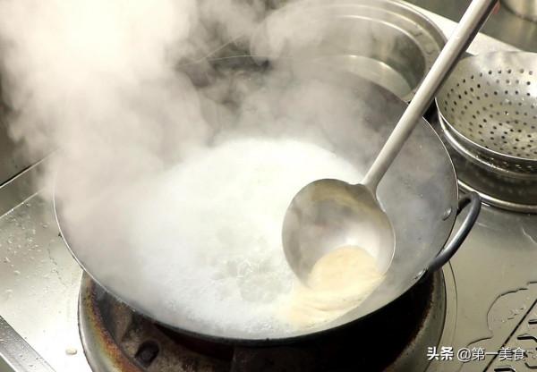 韭菜燒鴨血,先下韭菜還是先下鴨血,廚師長告訴你技巧,細嫩爽口 韭菜燒鴨血,先下韭菜還是先下鴨血,廚師長告訴你技巧,細嫩爽口