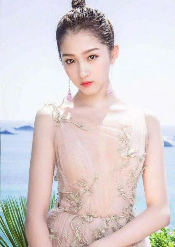 既漂亮又可愛的關曉彤