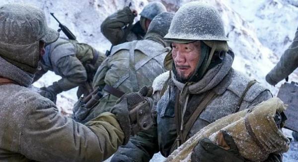 《長津湖》三個細節戳中淚點,沂蒙山小調響起,影院裡一片啜泣 《長津湖》三個細節戳中淚點,沂蒙山小調響起,影院裡一片啜泣