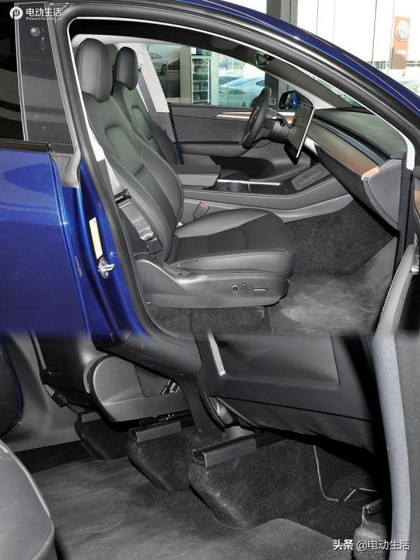 運動型大空間純電SUV 實拍特斯拉Model Y國產版