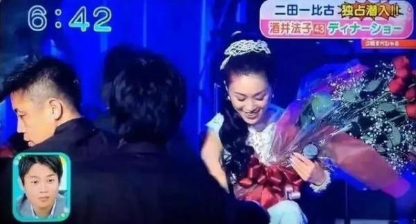 從天后到吸毒女，從爆紅到中國“乞討”，她是如何一步步沉淪的？