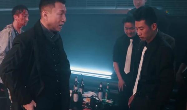 《奔跑吧》8位MC曝光，蔡徐坤黃旭熙退出，流量明星的末日到了