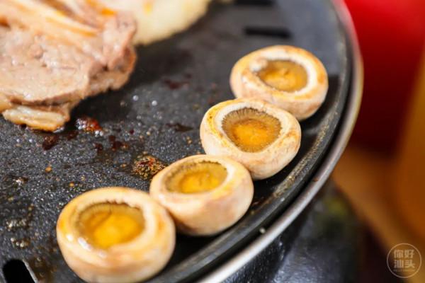 「炭火烤肉」，好吃到翹腳