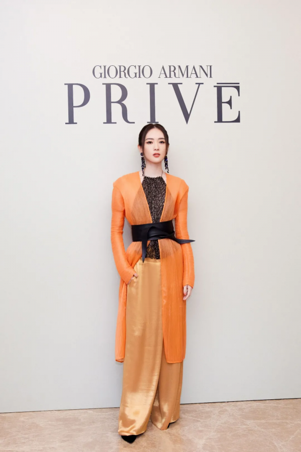 最懂女人心的老爺子，在魔都上演穿越版“時裝奇旅”