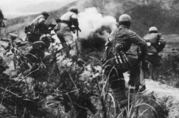 抗美援朝中，中國有27個軍隊入朝作戰，一個軍有多少人？