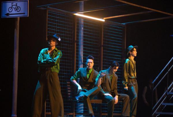 幸虧張晉沒聽陳小春的建議,要不然這次真的虧大了 幸虧張晉沒聽陳小春的建議,要不然這次真的虧大了