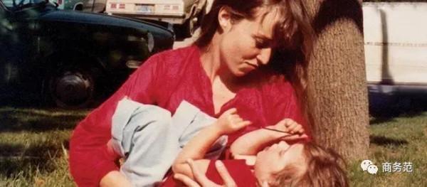 喬布斯小女兒走秀,長女從小被嫌棄,“富養”vs“棄養”差別大.. 喬布斯小女兒走秀,長女從小被嫌棄,“富養”vs“棄養”差別大..