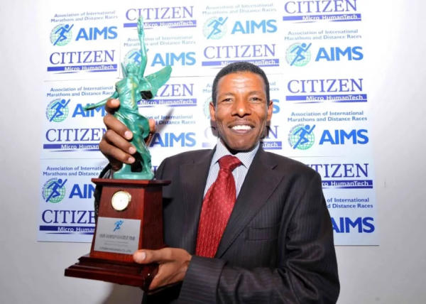 人物｜48 歲要上戰場的前世界馬拉松紀錄保持者
