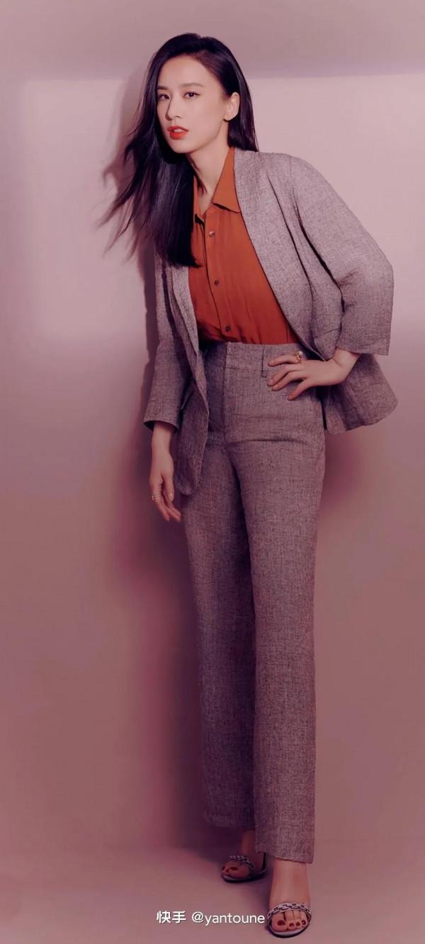 青春靚麗女神黃聖依 青春靚麗女神黃聖依