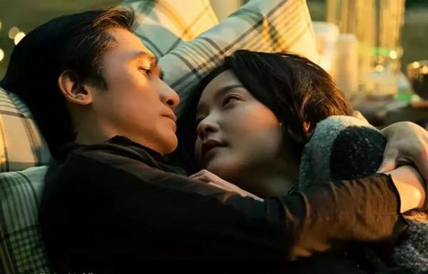 《擺渡人》:擺渡他人,守住“自我”,享受愛享受生命 《擺渡人》:擺渡他人,守住“自我”,享受愛享受生命