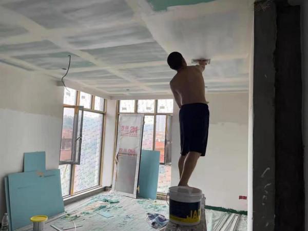 天花板扇灰用什麼材料打底好