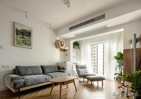 她家不豪華,可還是進門就把我迷住,白牆、原木、少造型,太美了 她家不豪華,可還是進門就把我迷住,白牆、原木、少造型,太美了