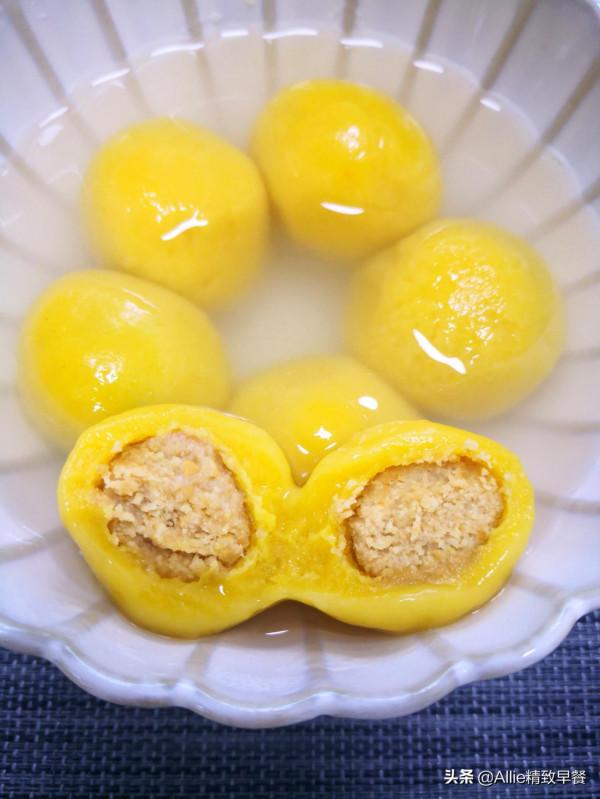 還在買冷凍湯圓嗎？教您做兩種餡的南瓜湯圓，香甜粘糯又營養，贊