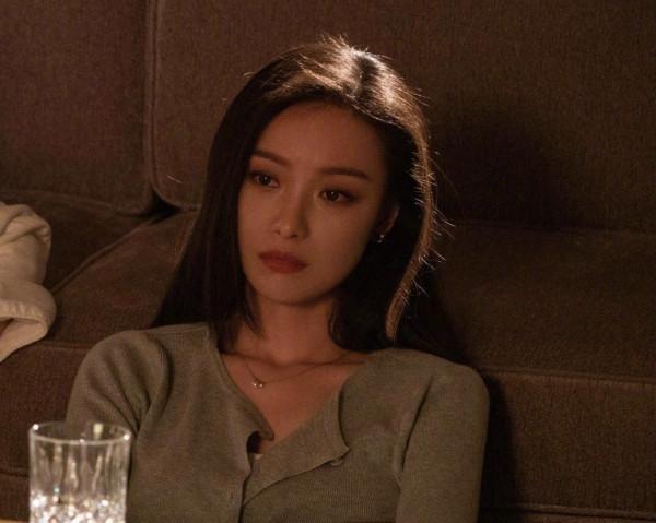 倪妮：張藝謀對我有恩，前途盡毀我也要跟他走，今苦盡甘來