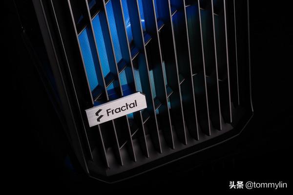 風冷執行者 - Fractal Design Torrent Compact 裝機展示