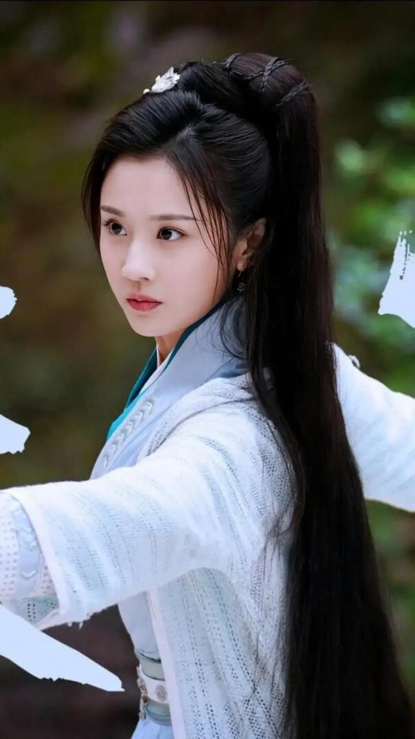 張慧雯，古裝造型驚豔眾人，太美了，猶如仙女下凡