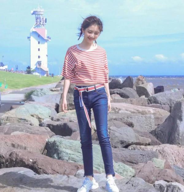 譚松韻都三十了,看上去還像十八歲,“娃娃臉”真的很可愛 譚松韻都三十了,看上去還像十八歲,“娃娃臉”真的很可愛