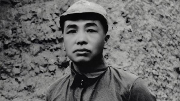 他冒死幫紅軍過大渡河，為躲避抓捕淪為奴隸，解放後上級點名找他