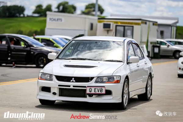 小姐姐連續擁有兩臺";街霸";EVO,完美詮釋何為巾幗不讓鬚眉 小姐姐連續擁有兩臺";街霸";EVO,完美詮釋何為巾幗不讓鬚眉