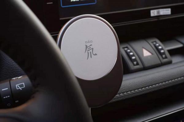 iPhone13系列釋出,依然不送充電器,消費者該怎麼辦? iPhone13系列釋出,依然不送充電器,消費者該怎麼辦?