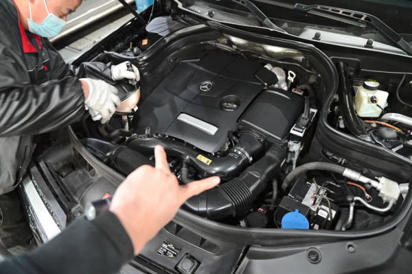 7年6&period;7萬公里二手GLK，機腳換新，立馬&OpenCurlyDoubleQuote;賓士&rdquo;