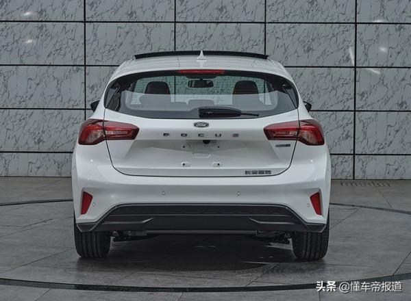 新車 &vert; 換裝全新1&period;5T四缸發動機，長安福特新款福克斯實車曝光