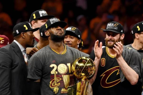 美媒列出了騎士對陣聯盟29支球隊的勝負記錄，對7支球隊勝場領先