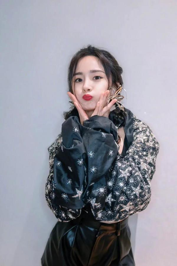 楊冪姐姐又美又颯 楊冪姐姐又美又颯