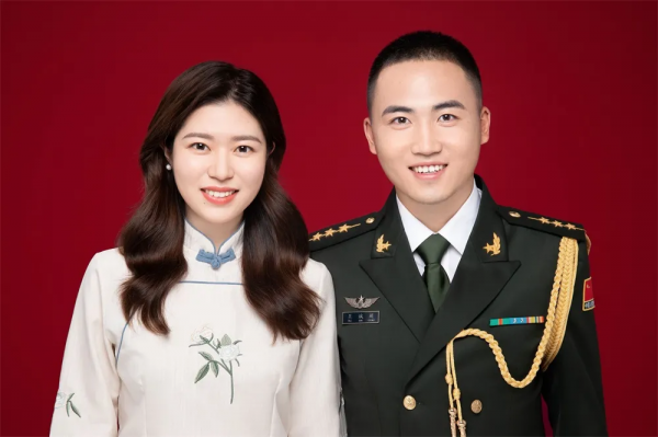 軍營求婚超浪漫！祝福上尉吳斌超和教師徐薇