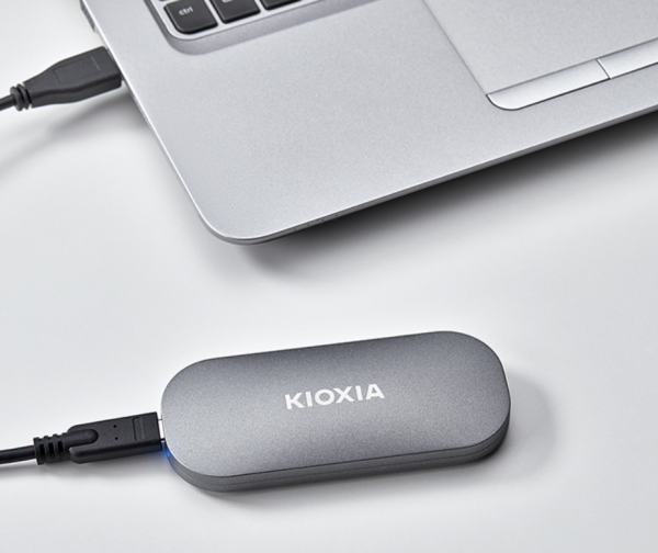 拆解+多協議介面測試!鎧俠XD10移動固態硬碟值不值得買? 拆解+多協議介面測試!鎧俠XD10移動固態硬碟值不值得買?