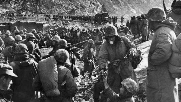 抗美援朝勝利在望，主席為何秘調24萬大軍赴前線？事後發現真高明