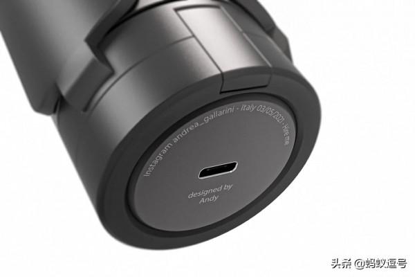 TALK 行動式麥克風可摺疊成一根細長的指揮棒 TALK 行動式麥克風可摺疊成一根細長的指揮棒