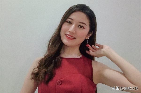 31歲童星宣佈結婚!男方面板黝黑,長相憨厚老實,兩人已相戀10年 31歲童星宣佈結婚!男方面板黝黑,長相憨厚老實,兩人已相戀10年