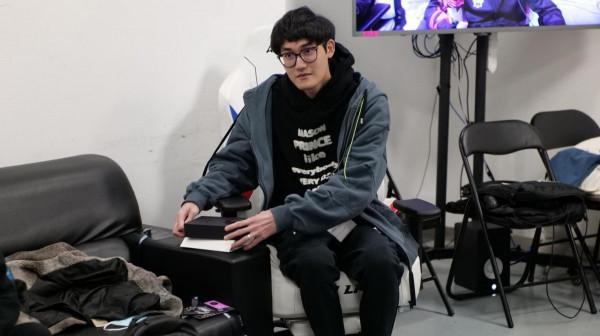 LOL：V5被OMG碾壓，小龍堡經典被搶龍，Rookie還沒上場就變院長