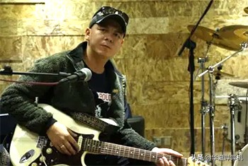 夢想是“走進監獄”，獲荷蘭王室頒獎，不識譜的帕爾哈提有多厲害