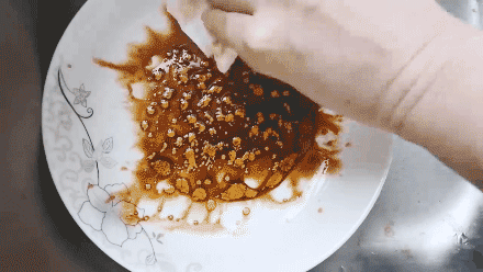 一家四口“蝸居”50平小房!女主人把家裡收拾得乾淨整潔,好治癒 一家四口“蝸居”50平小房!女主人把家裡收拾得乾淨整潔,好治癒