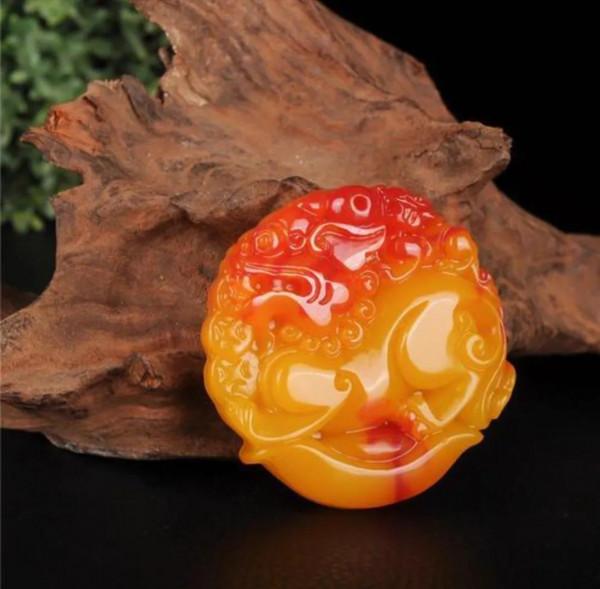 在新疆，有一種生活叫“撿石頭”