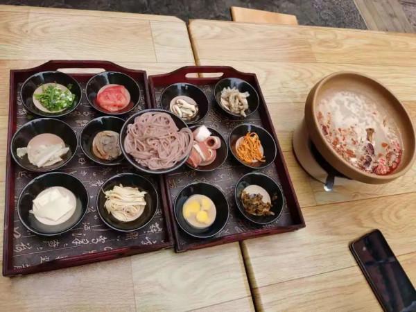 探店丨打卡麗江大研花巷，一份只“暑”於你的美食攻略建議收藏