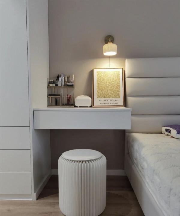 不跟風追求“假精緻”，只花不到18w，我把小家裝得舒適簡單