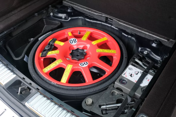 「阿站長開車」二手大眾途銳：低調但有腔調