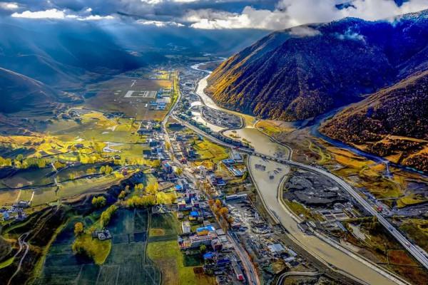 最美318 | 一路向西,帶你走進“中國人的景觀大道” 最美318 | 一路向西,帶你走進“中國人的景觀大道”