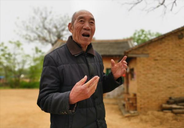 雖然我沒有養你們,但我畢竟是你們生父!消失多年的老父突然上門 雖然我沒有養你們,但我畢竟是你們生父!消失多年的老父突然上門